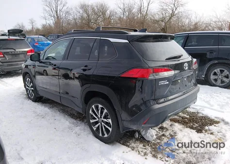 2023 Toyota Corolla Cross Xle z USA, uszkodzony, nr VIN 7MUDAAAG6PV070499